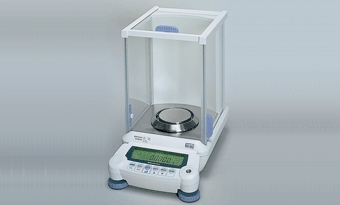 日本島津電子天平AUW120D