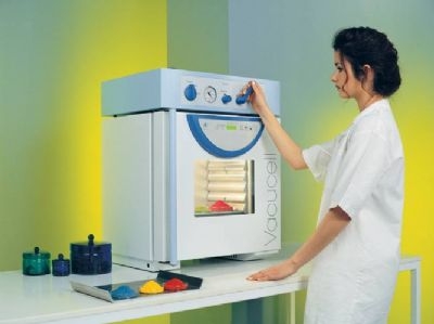 德國MMM標準型真空干燥箱Vacucell 22