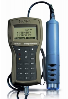意大利哈納高精度便攜式多參數(shù)水質(zhì)綜合快速測定儀HI9828/4