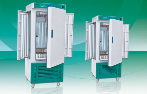天津泰斯特光照培養(yǎng)箱GZX-250EF
